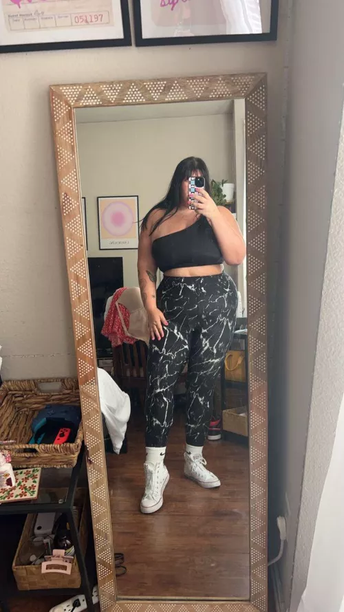 When I wear my gym clothes, I feel fucking invincible... heheh 