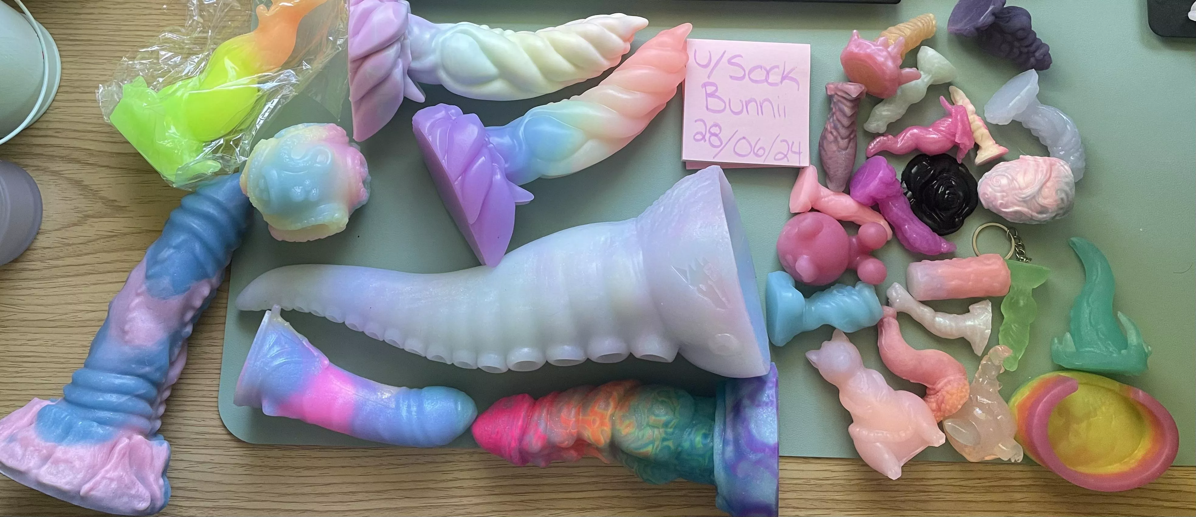 WTS - Dongs and Squishes 💕