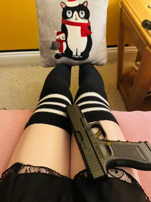 Armed femboy >:3