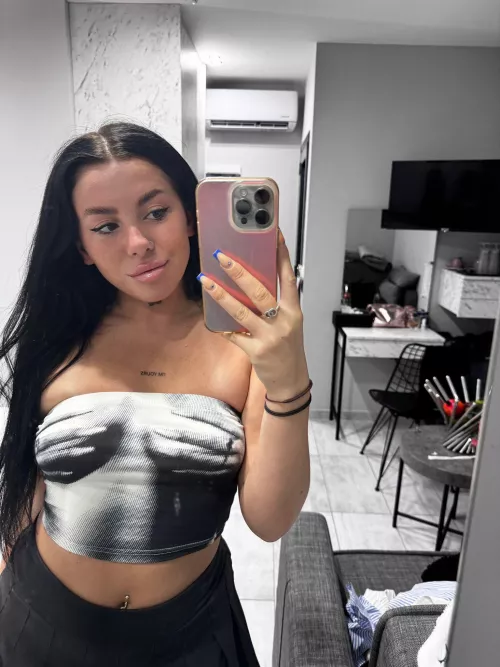 Do I look more cute or sexy in this?