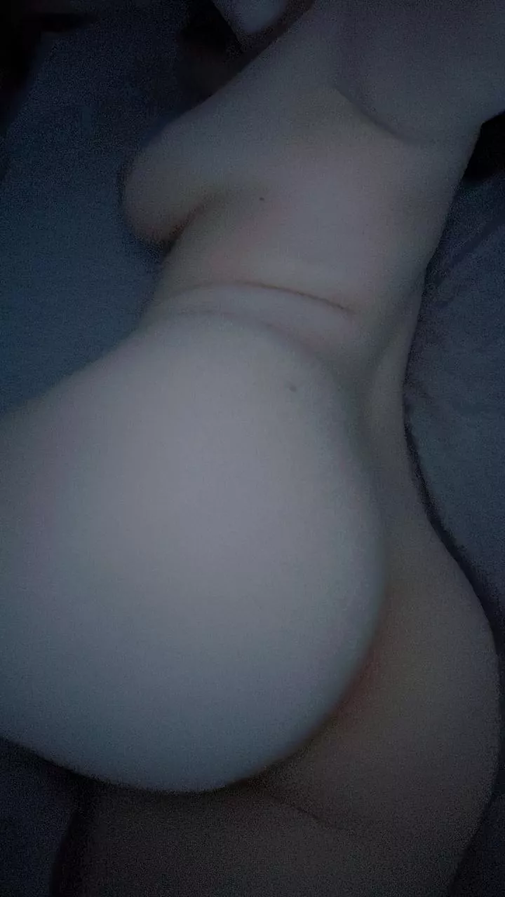 Do you need a thick girl? <3