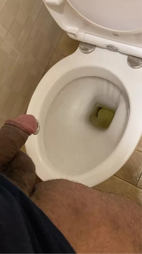 Good pee before work! 🙈🙈