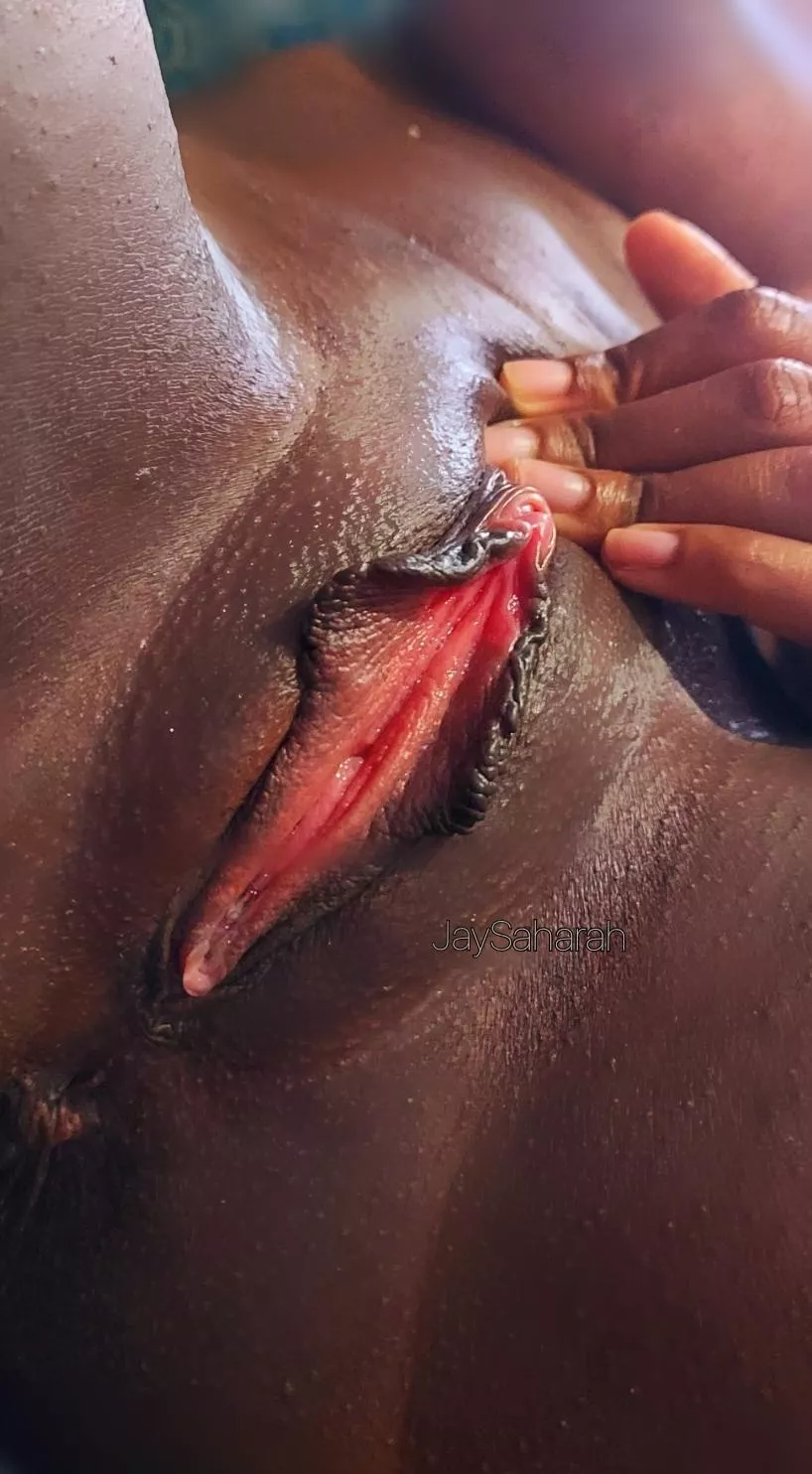 I need two fingers deep in my pussy while your tongue licks my clit nice and slow 