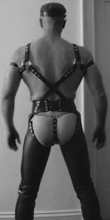 LeatherandMuscles 