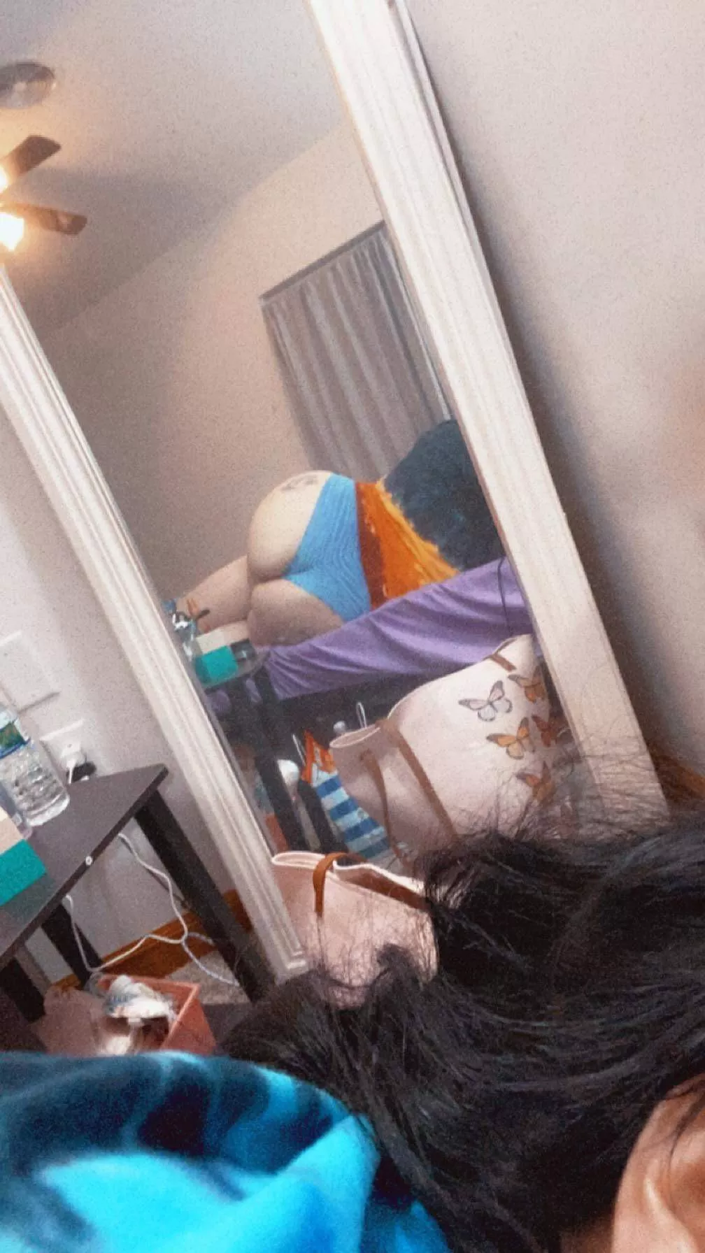 My crush isn’t answering the phone I’m stressed guess he doesn’t want the pictures