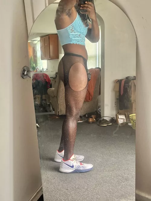 My work from home outfit today 🥹