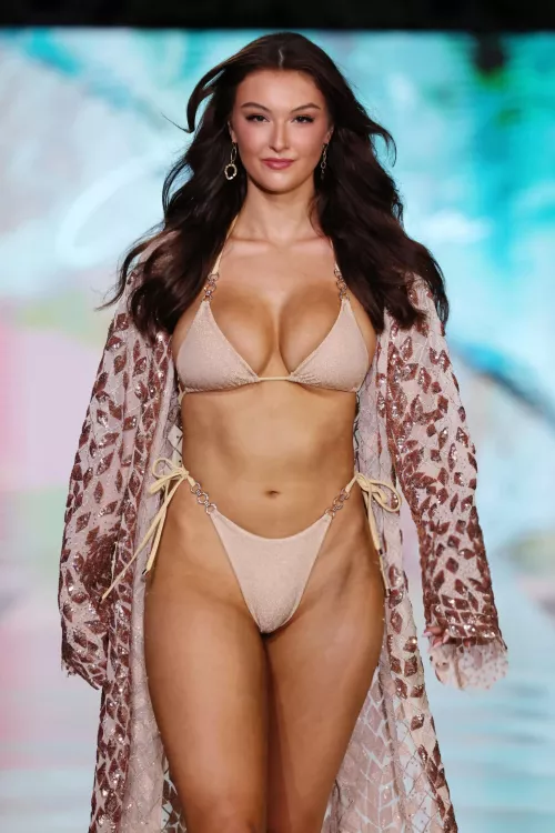 Runway bikini 
