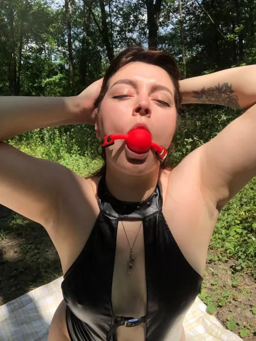 With a gag in the forest no one will hear me