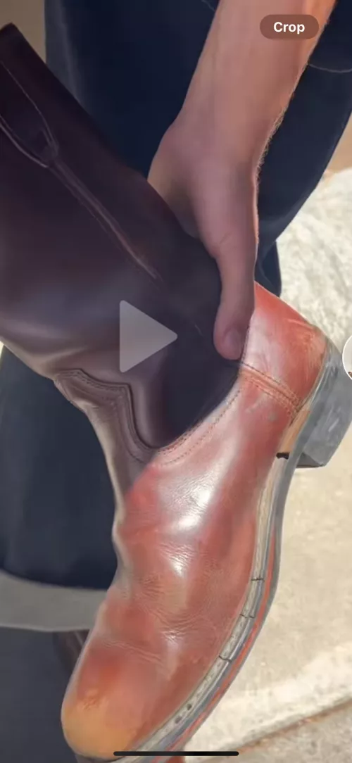 Can someone ID this model of Frye boots