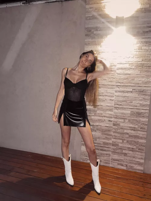 Cloth for party at night