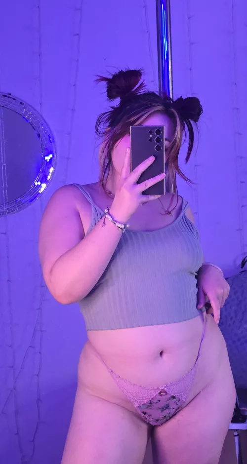 i cant decide what to wear today so nothing it is