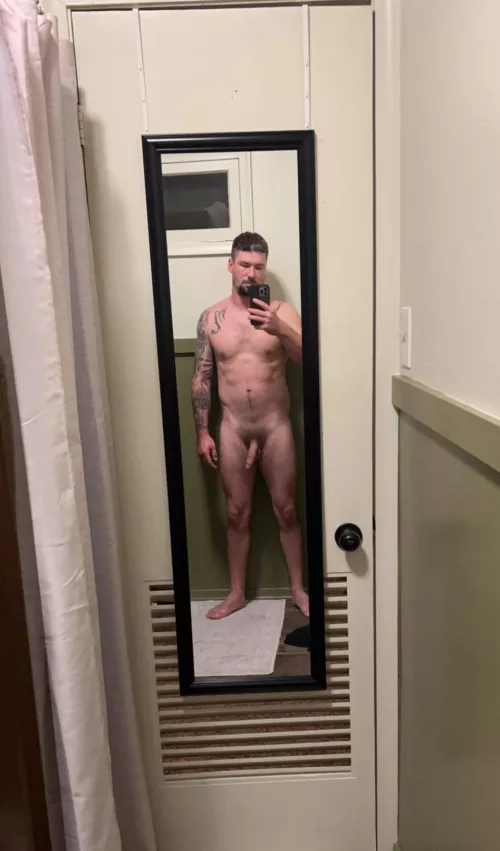 Out of town and found an old gym! Single bathroom. 