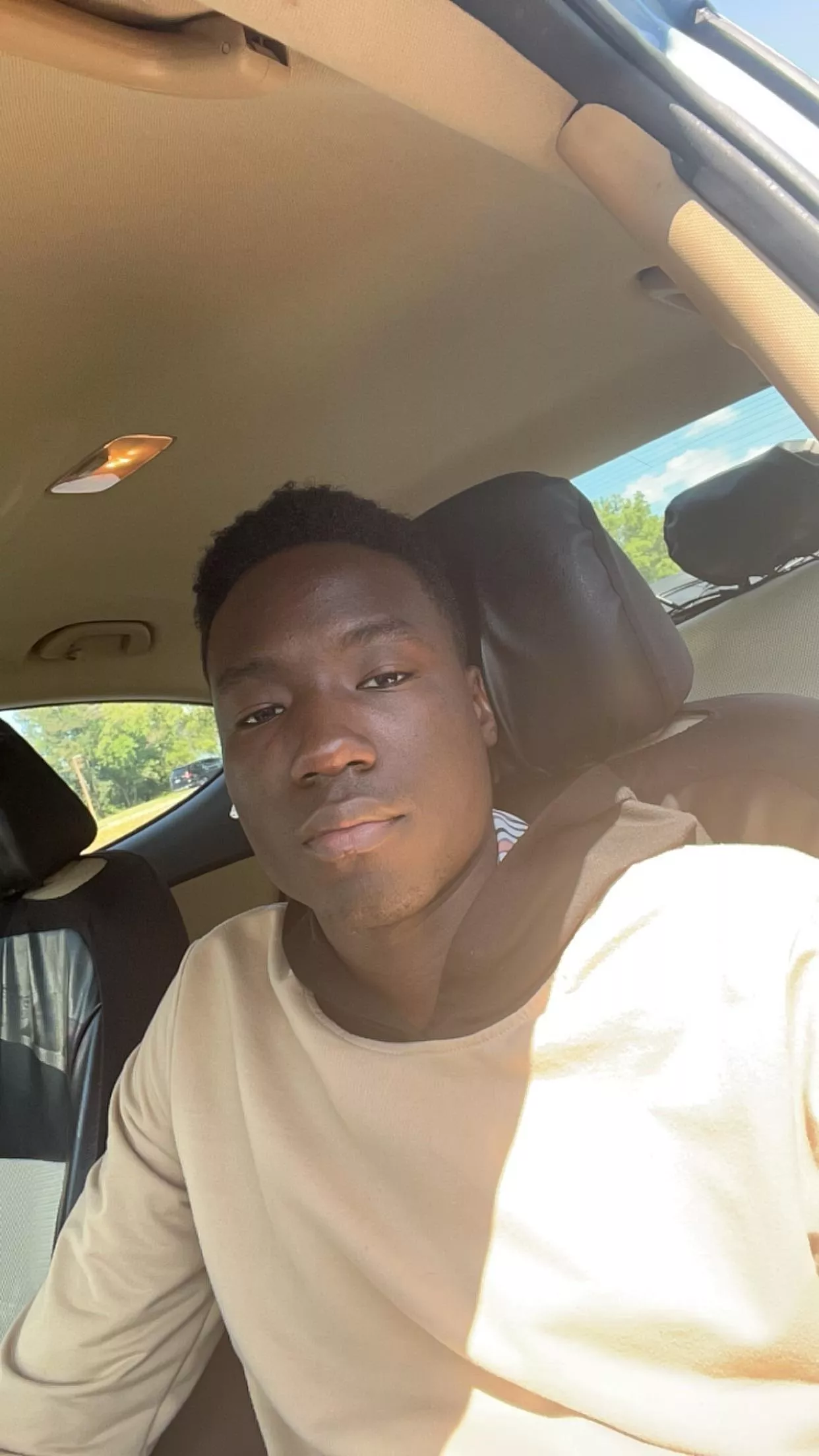 How’s everyone? Let’s chat 