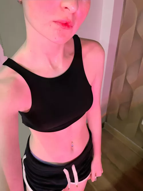 I like to take selfies right after a workout