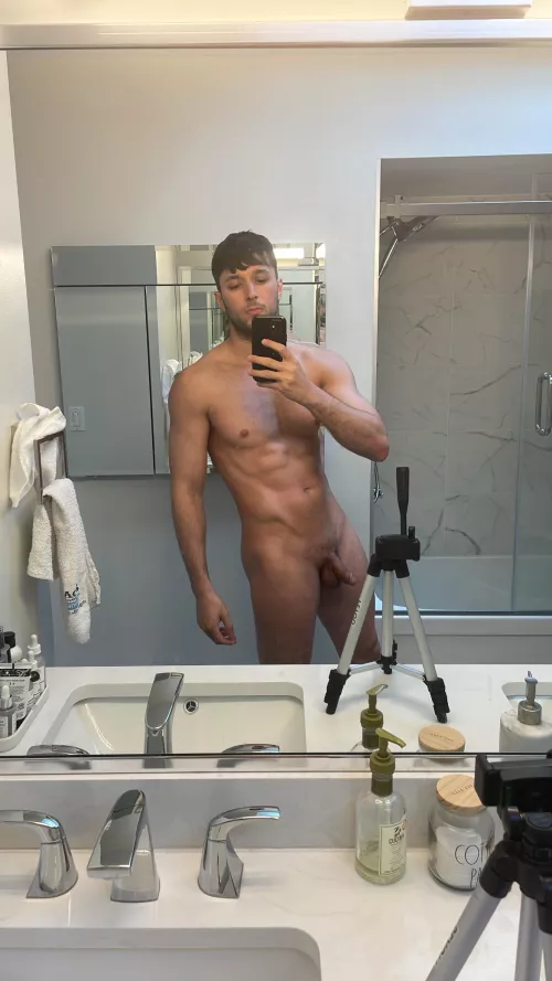 I’m ready for us to shoot together 😜