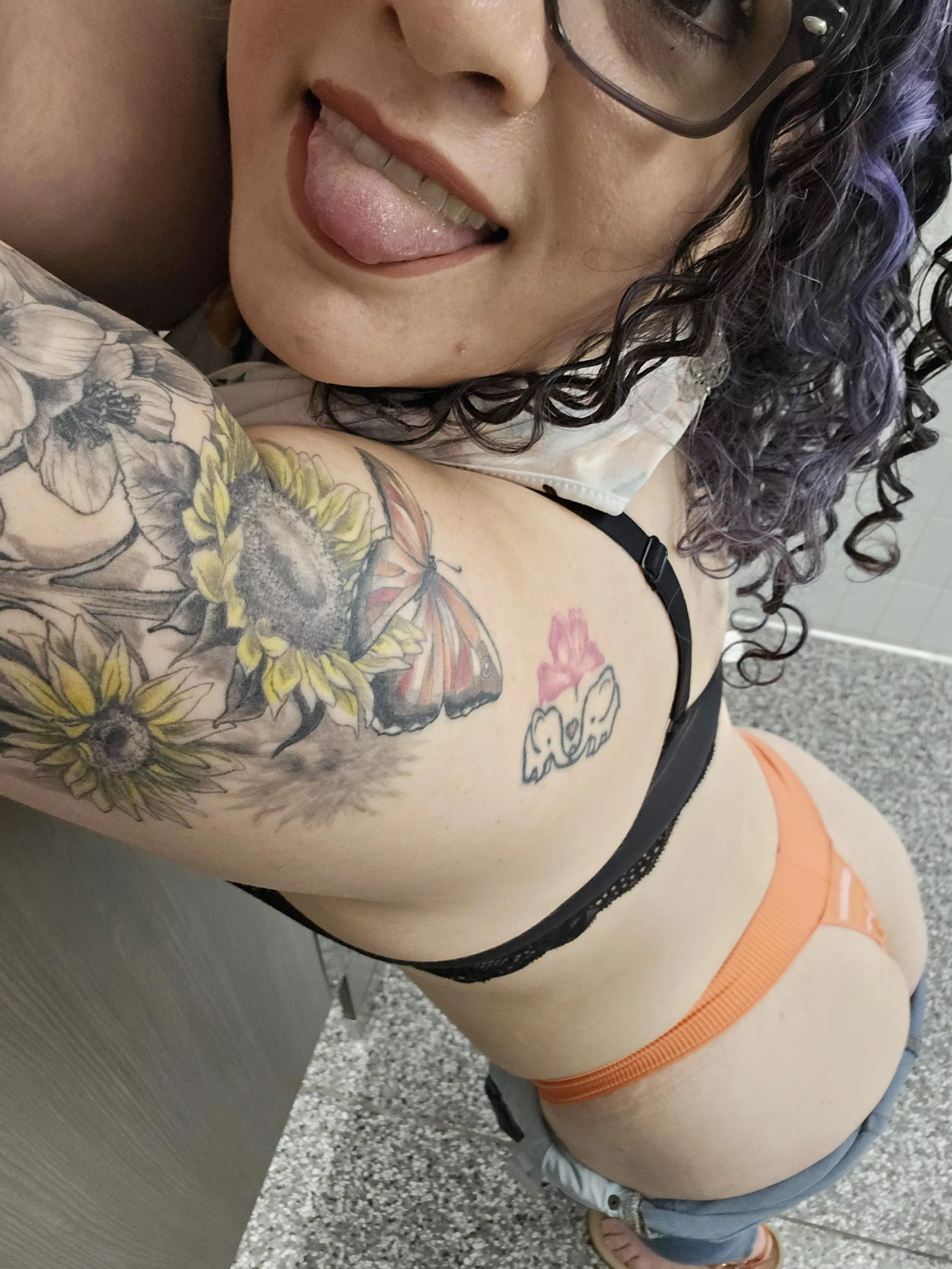 Praise or punishment for a mismatched bra and thong when I get home tonight? 🤔🤭😏😈