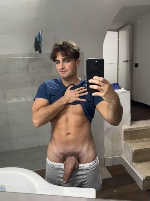 Say something hot and I’ll give u my last tape 