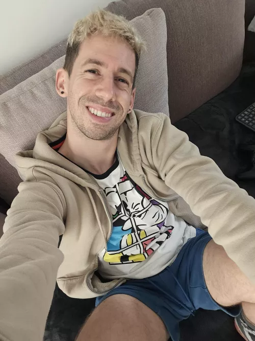 The more I smile the less I see kek. Someone playing GW2?