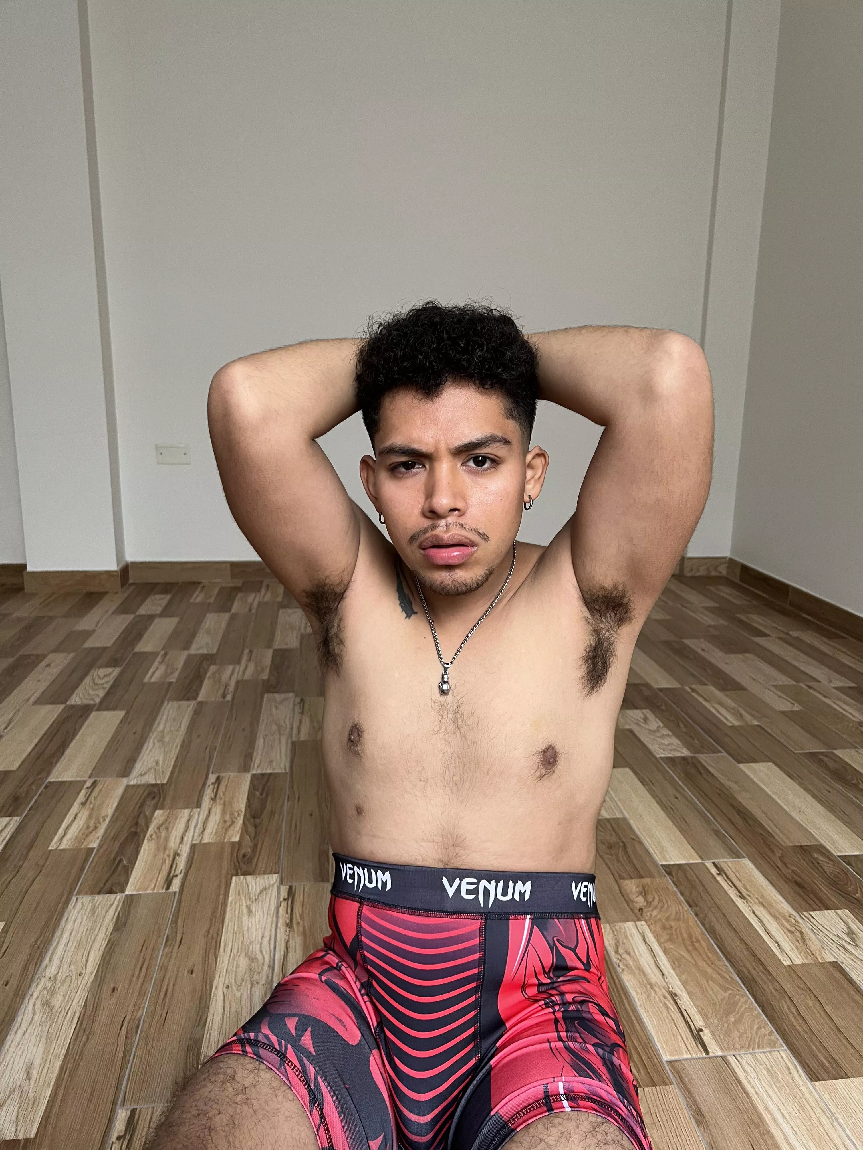 Who's down for this Latino alpha boxer? 😎🥊🔥 Hit me up if you wanna see me dominate in the ring and outside it too, ya feel? Ready to knock out any competition, on and off the mat. Let's go champ!