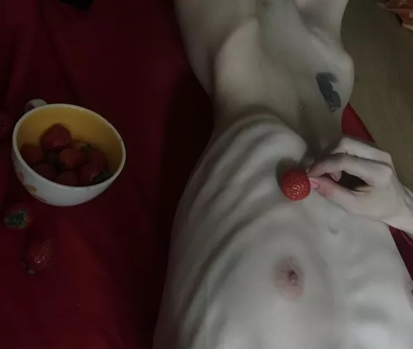 Yes, I like strawberries...🍓