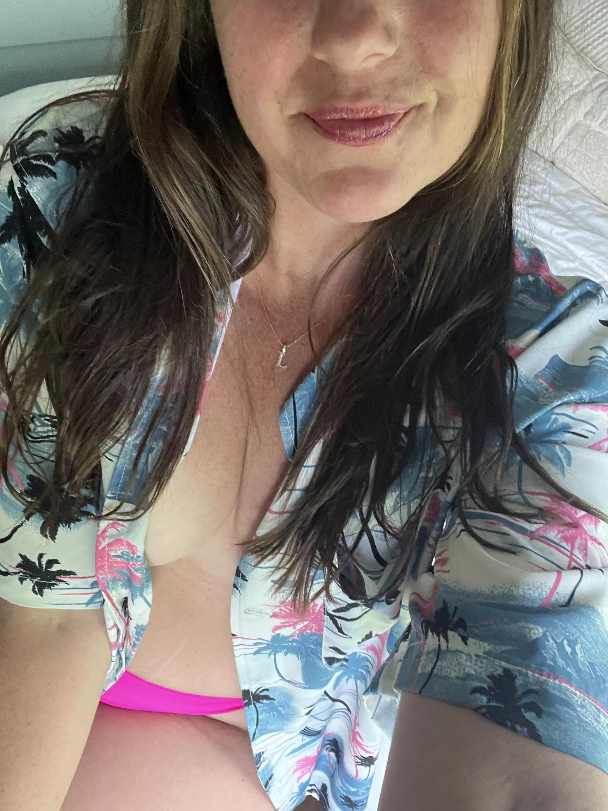 Can I borrow your shirt at your pool party 