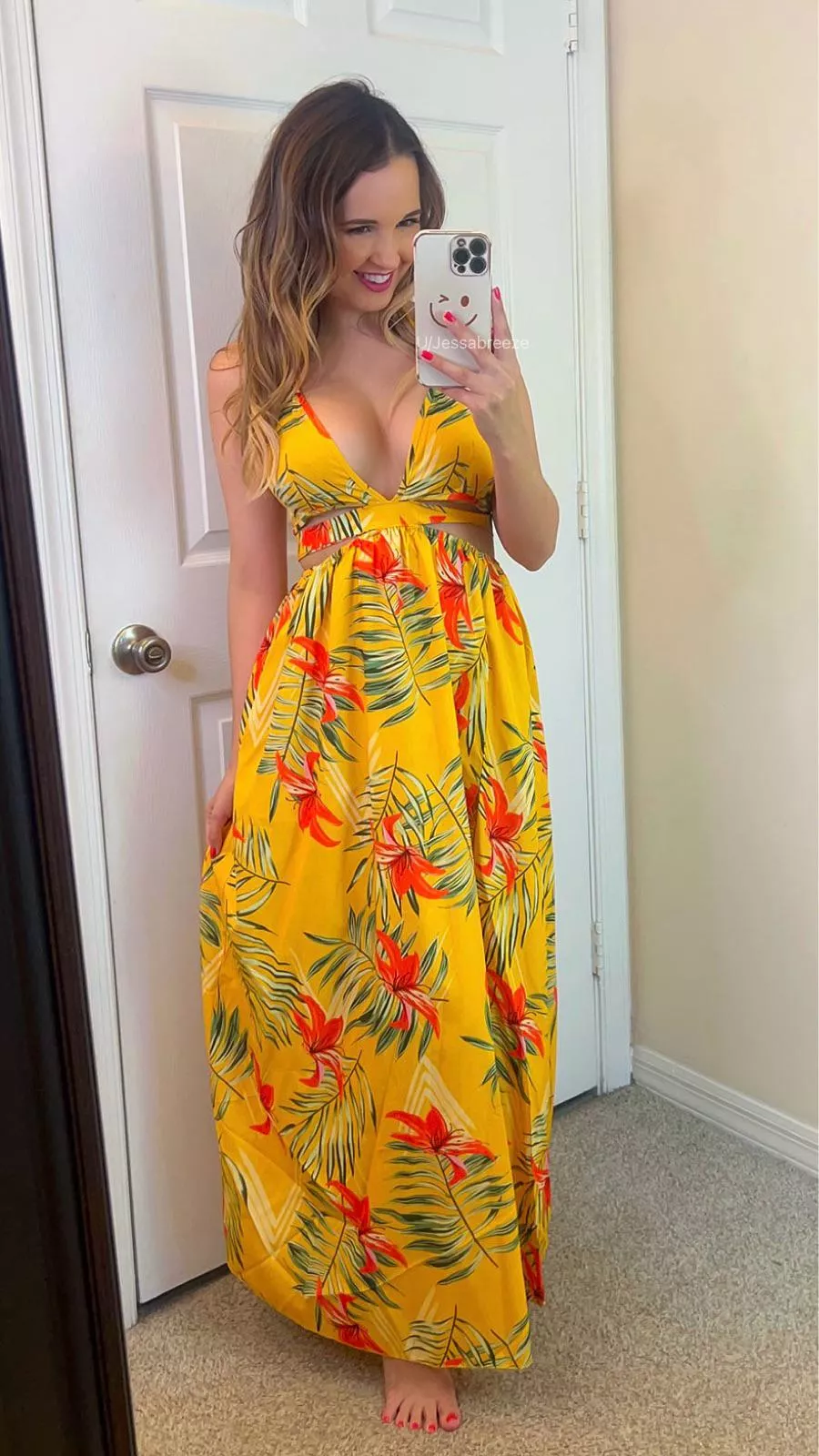 Can you believe it’s July already?? Guess that means More dresses 😉😏 