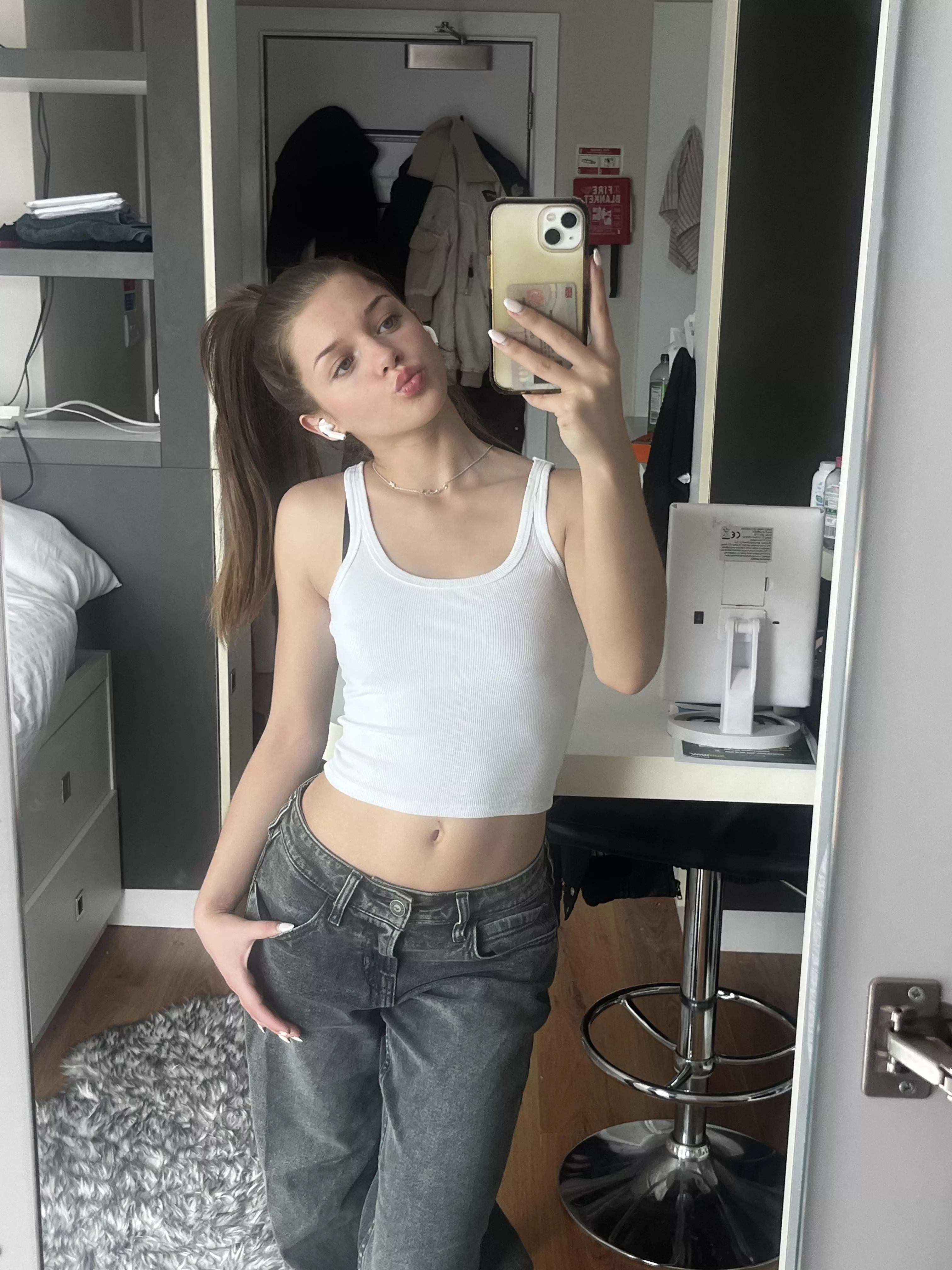 Do I look cute in my white crop top :)