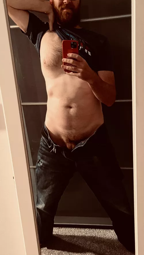 Happy Independence Day. When do the fireworks start?