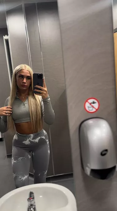 Hopefully you like my small belly