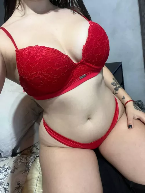 I think it would be more shameful to hide this perfect body