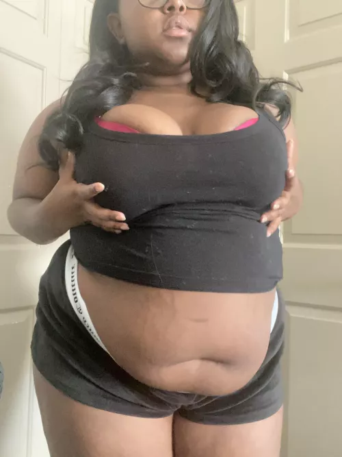 im built like a goddess, now worship me adequately ✨💵🧚🏽👑