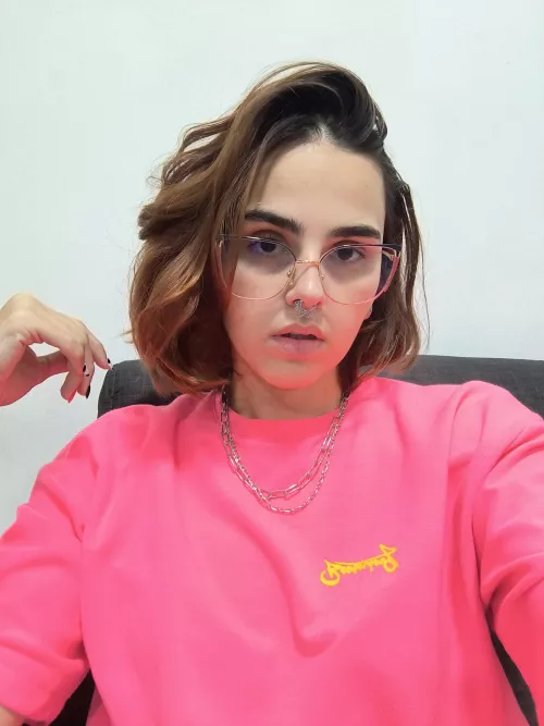 I'm ready to fullfil all your dirtiest fantasies ⛓️ [CAM] Joi - CBT - SPH - Chastity - Raceplay - Ageplay - Lesbian - [SEXT] and [GFE] available 🤠looking for hard fetishes? 💩💦🛐 Ask for you kink! Don't be shy [GFE] I'm the best gf for y