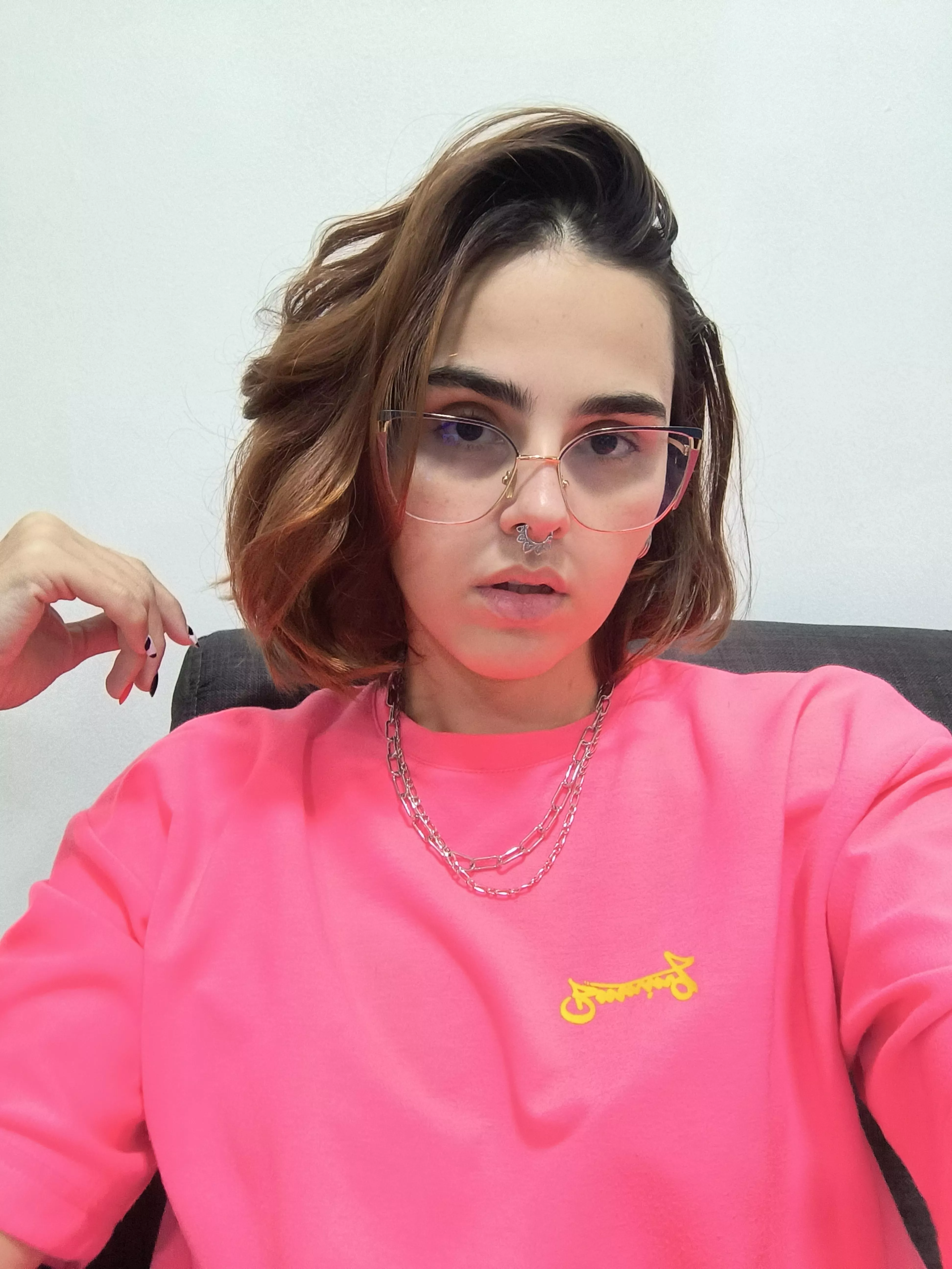 I'm ready to fullfil all your dirtiest fantasies ⛓️ [CAM] Joi - CBT - SPH - Chastity - Raceplay - Ageplay - Lesbian - [SEXT] and [GFE] available 🤠looking for hard fetishes? 💩💦🛐 Ask for you kink! Don't be shy [GFE] I'm the best gf for y