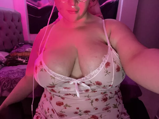 ⋆₊˚⊹♡ i’m selling my explicit [pic]s & [vid]s ☆ menu pinned in my feed !! ☆ premade/custom content ☆ [cam] - [sext] - dropbox - squirts - [rate] and more ☆ [fan] [fet] [sub] [GFE] soft [dom] ☆ DMs open - ♡⋆₊˚⊹    