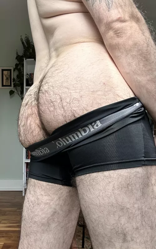 Just some hairy ass for a change