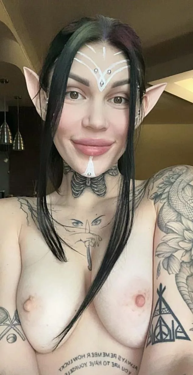 my tits always need fresh air and some kisses