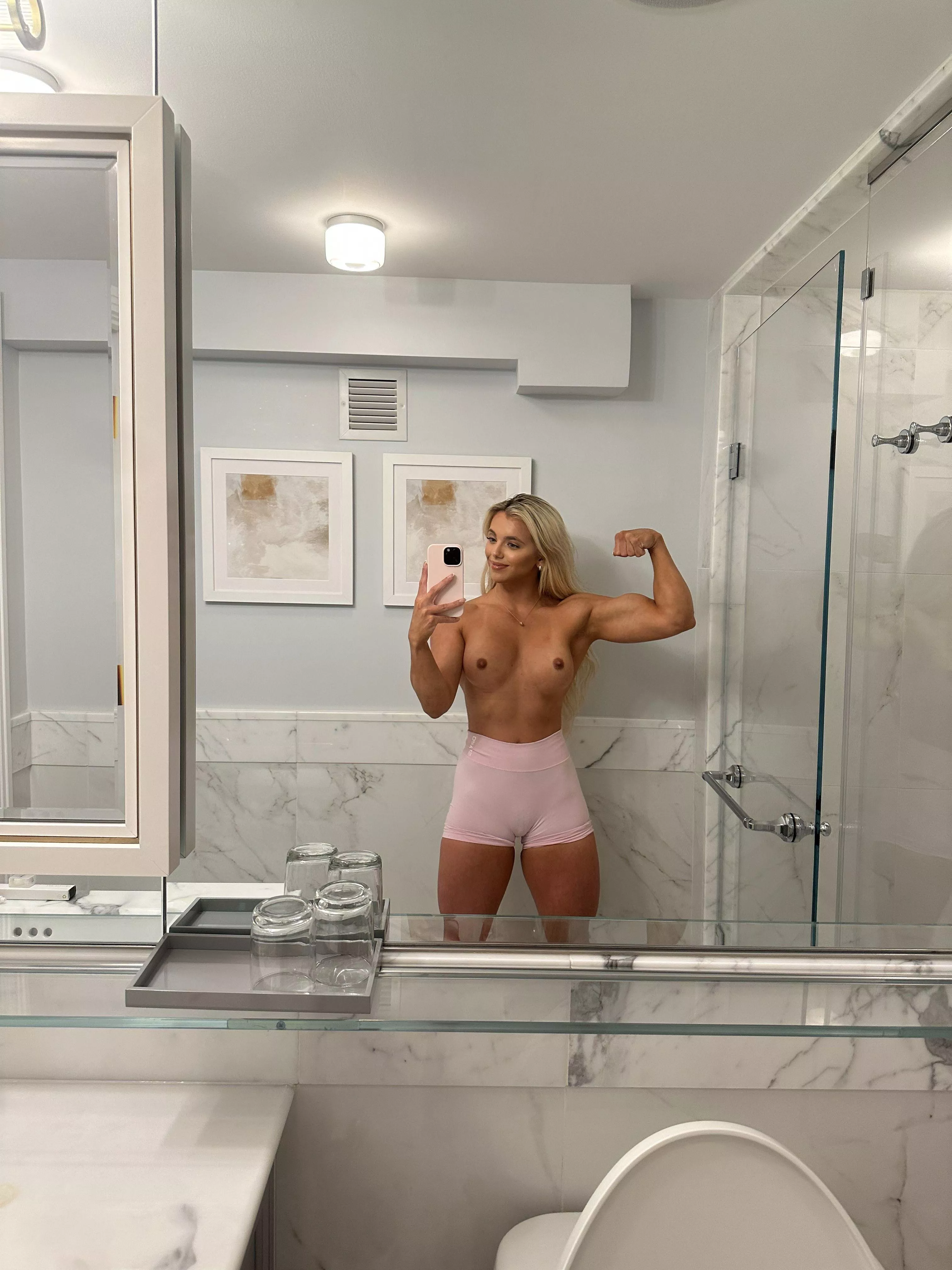 Post gym selfie to track my progress