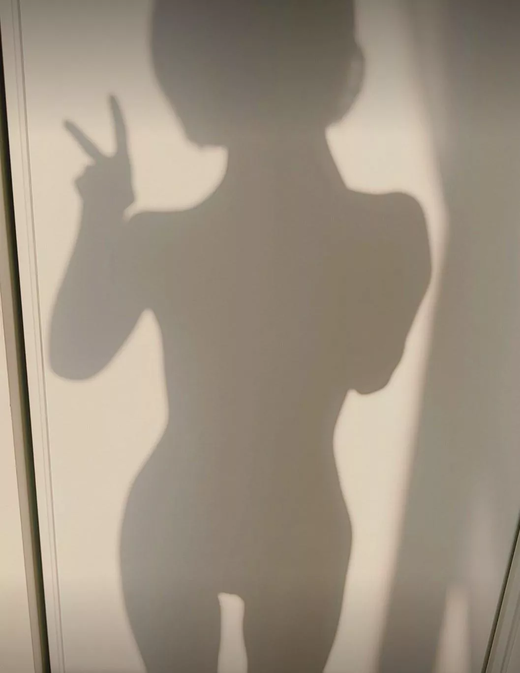 the lighting in my apartment was perfect today, wouldn't you agree?