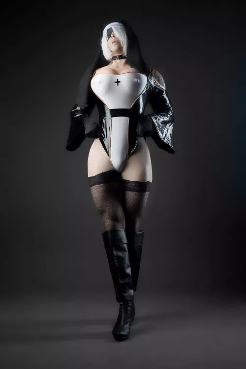 2b nun by Frame