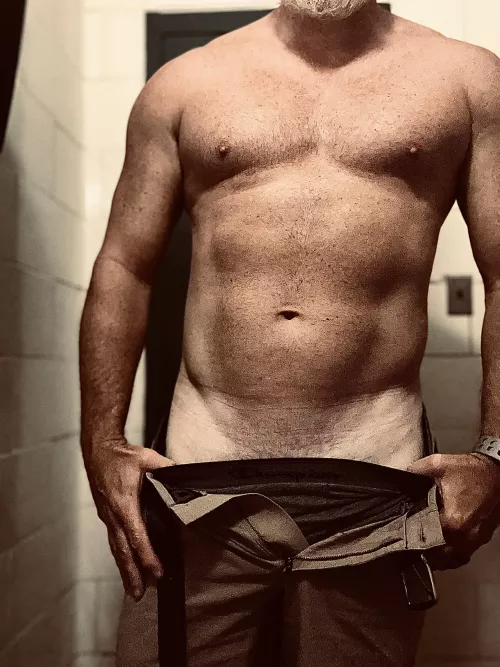 [50] working on my tanlines