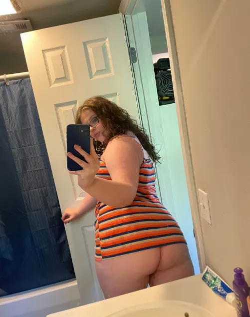 Clearly dont fit in this anymore😅 Wish I had it in me to go out in public like this🤭