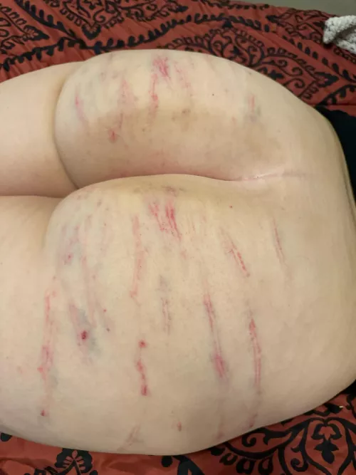 First Scene in a while. I'm always proud of Her for how much she wants and actually takes 