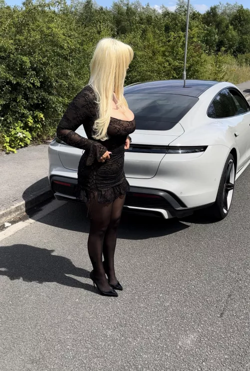 I hope you like the all black look 