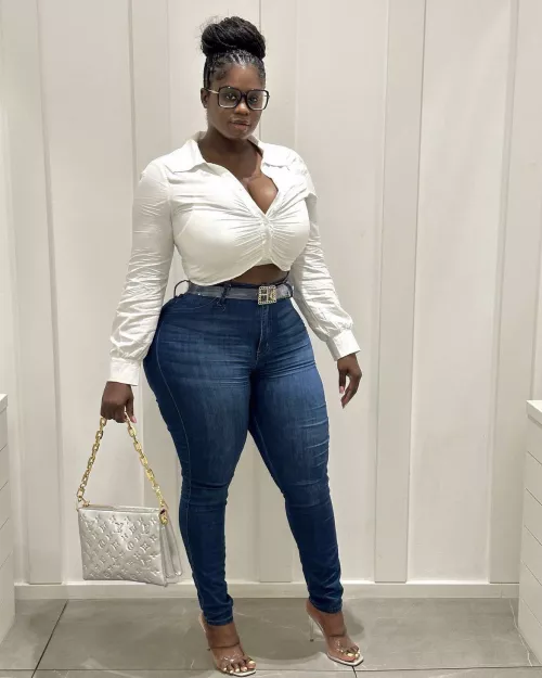 I like my outfit, do you like it?