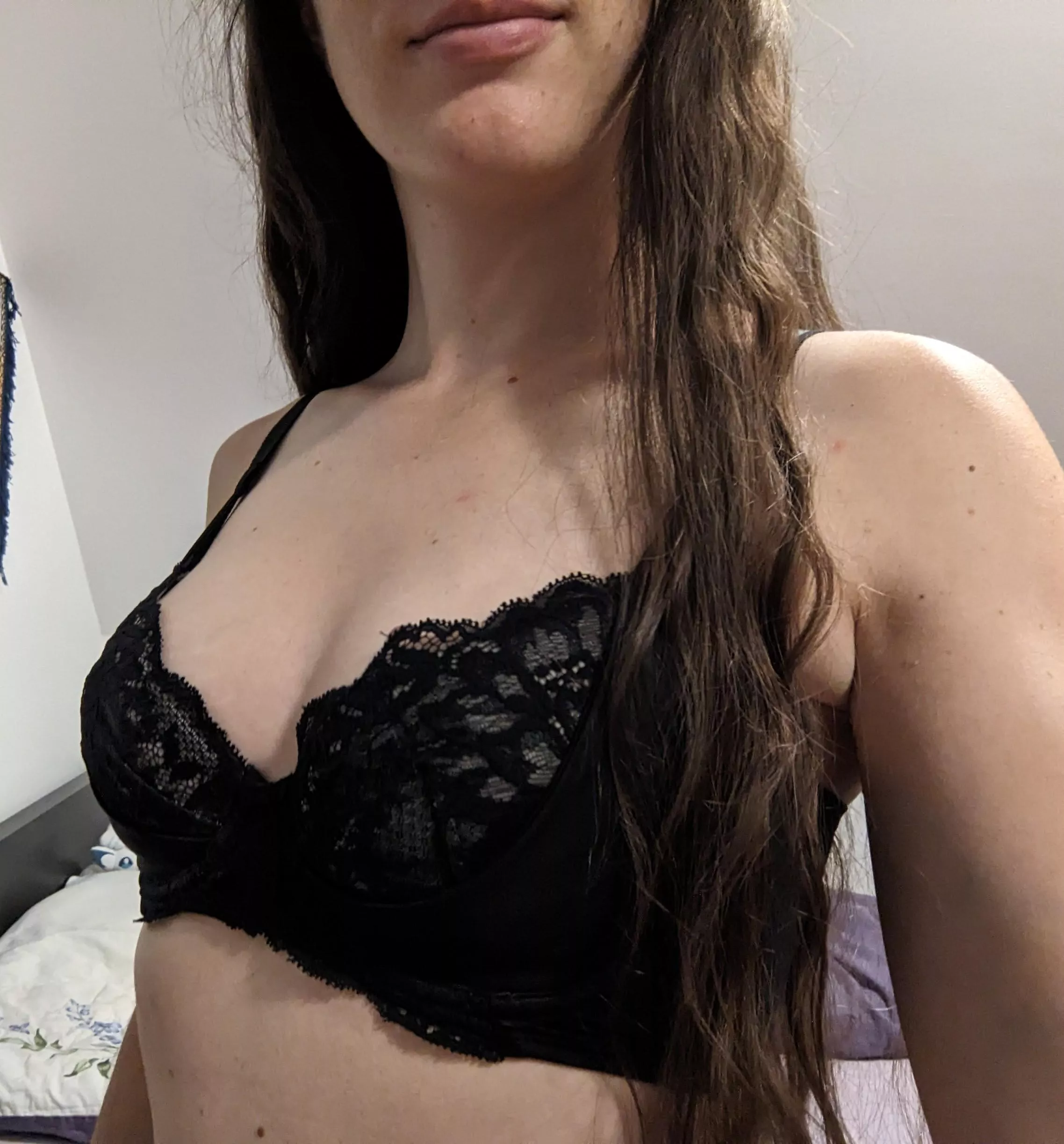 My boobs always look so small in the pictures 😔 [IRTR]