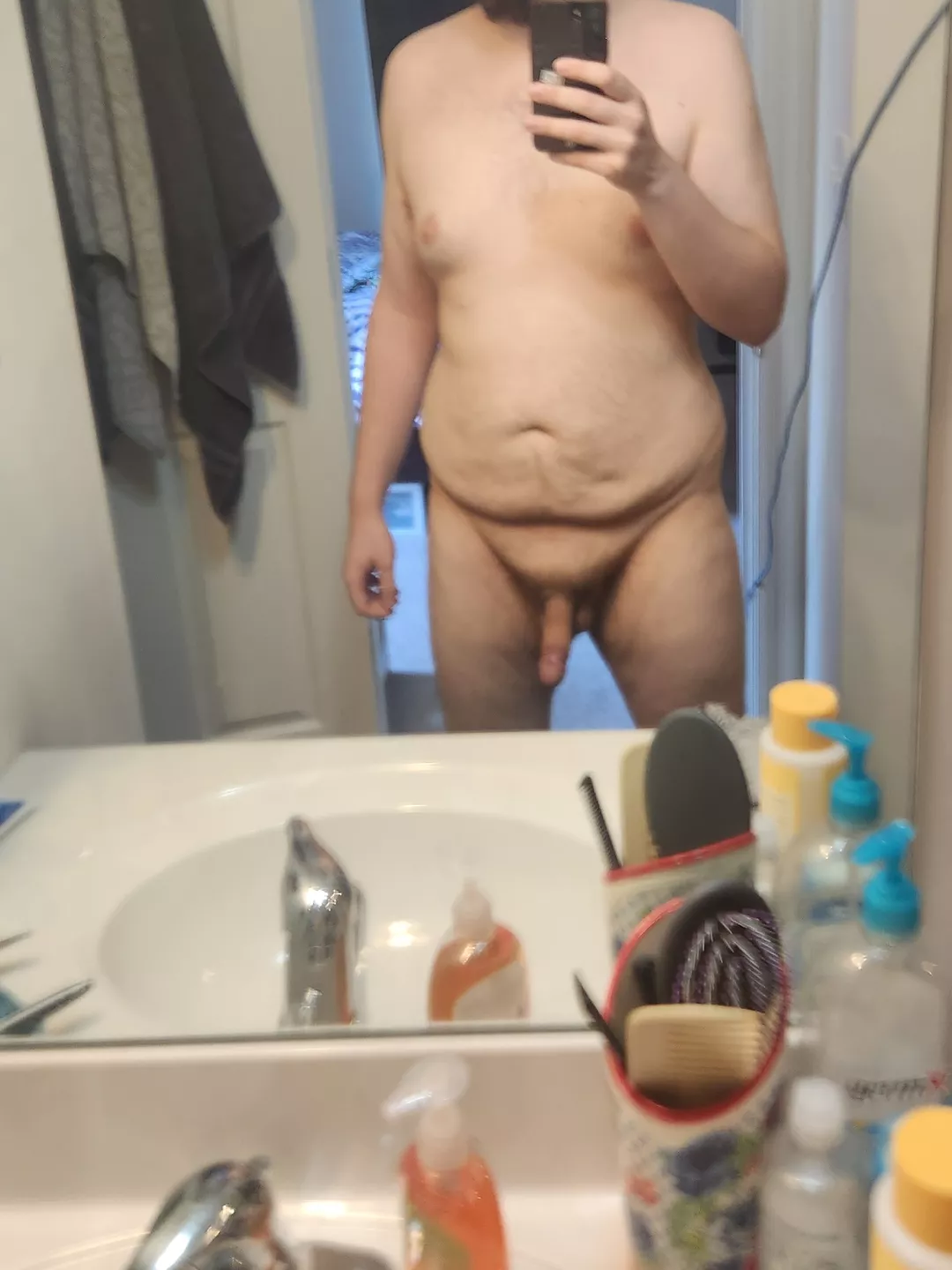 My wife posts and gets lots of attention i want some reddit love