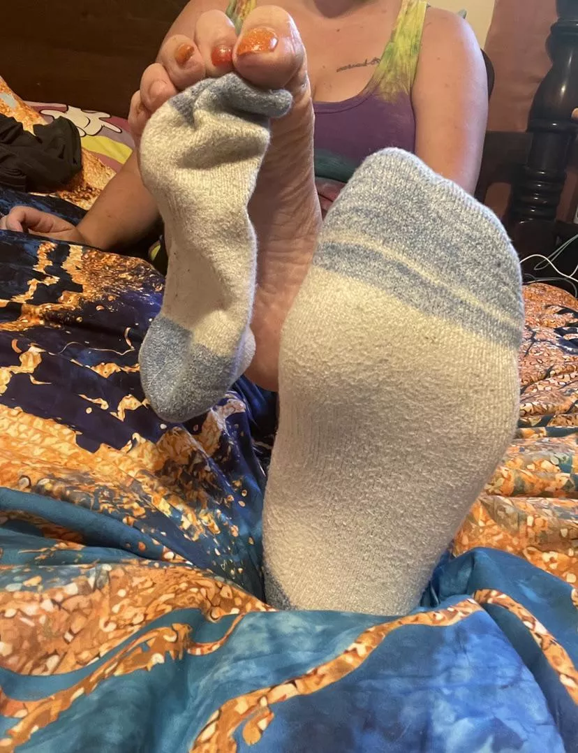 [Selling] Attended a big 4th of July cookout in these. They’re still dripping with flavor 🤭😜