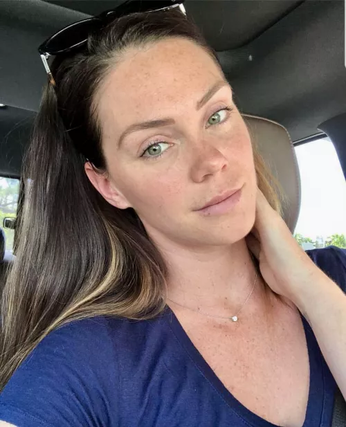 She's so beautiful 😍