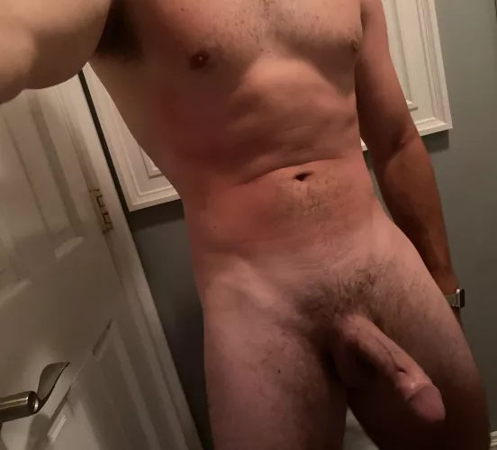 should I keep the pubes?