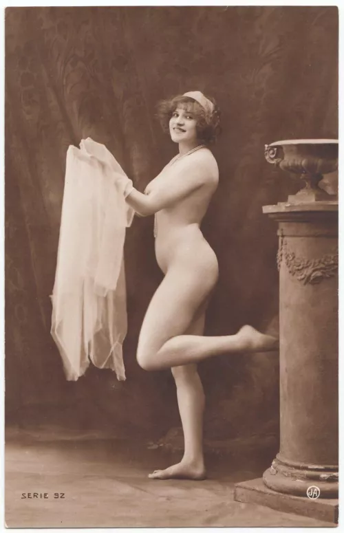 Studio nude